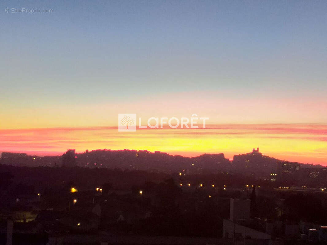 Appartement à MARSEILLE-11E