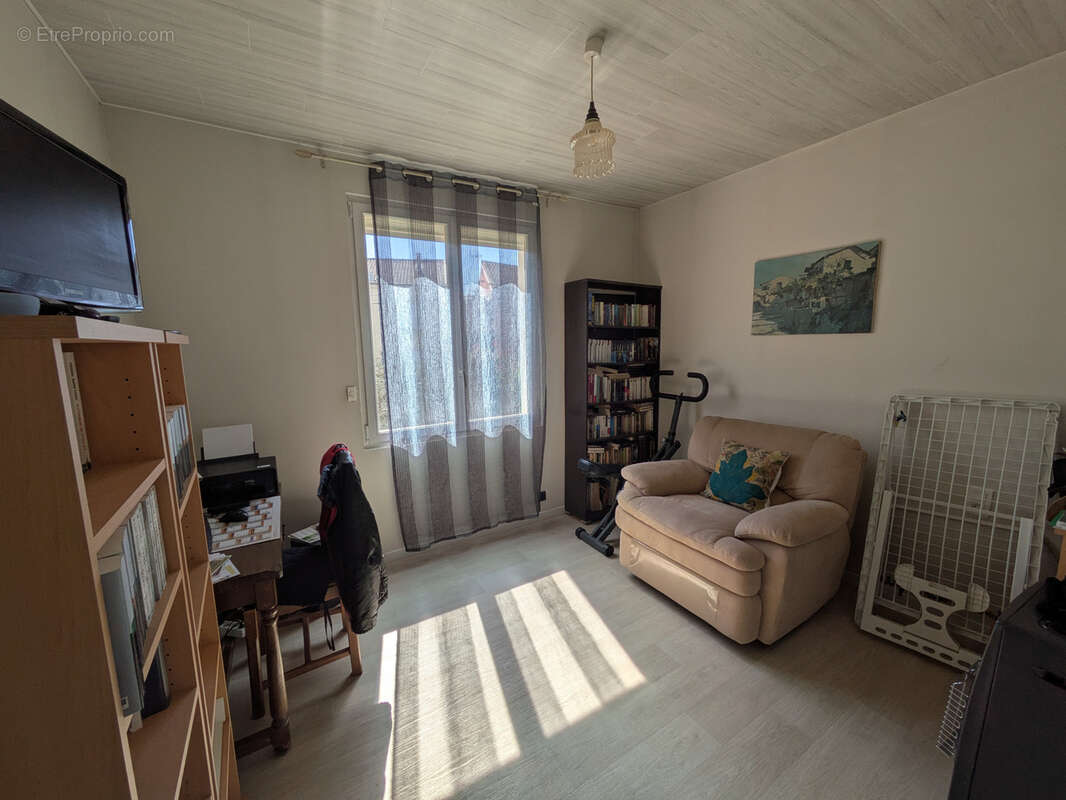 Maison à BAGNOLS-SUR-CEZE