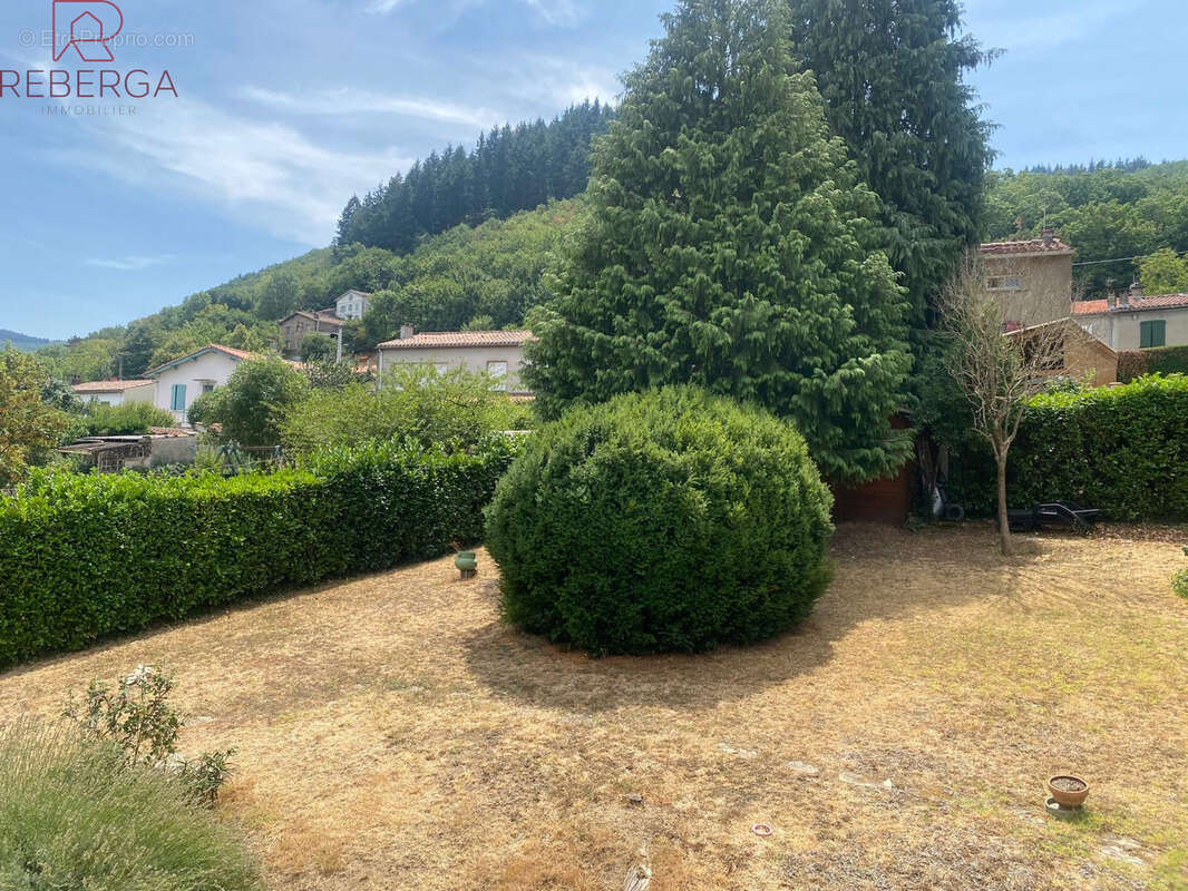 Maison 110 m² à Mazamet  - photo 18