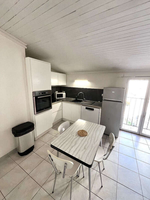 Appartement à SAINT-MAXIMIN-LA-SAINTE-BAUME