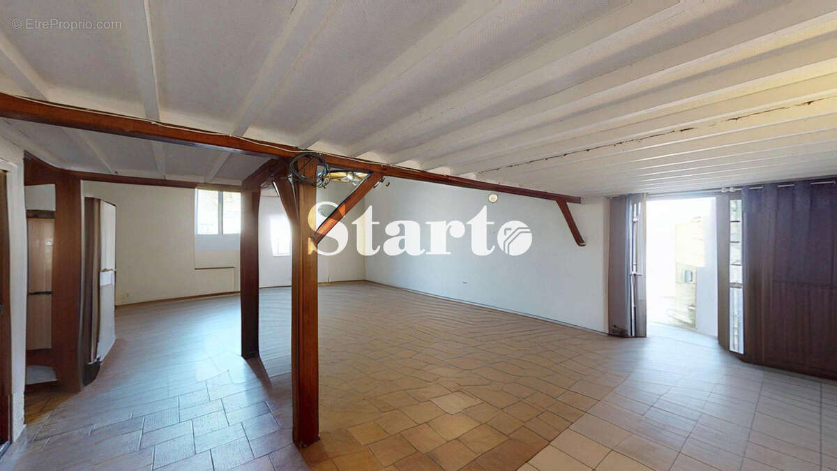 Appartement à LE BREUIL