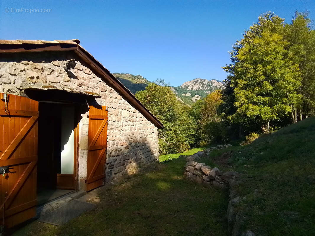 Maison à ANTRAIGUES-SUR-VOLANE
