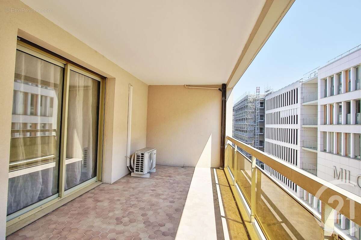 Appartement à LYON-7E