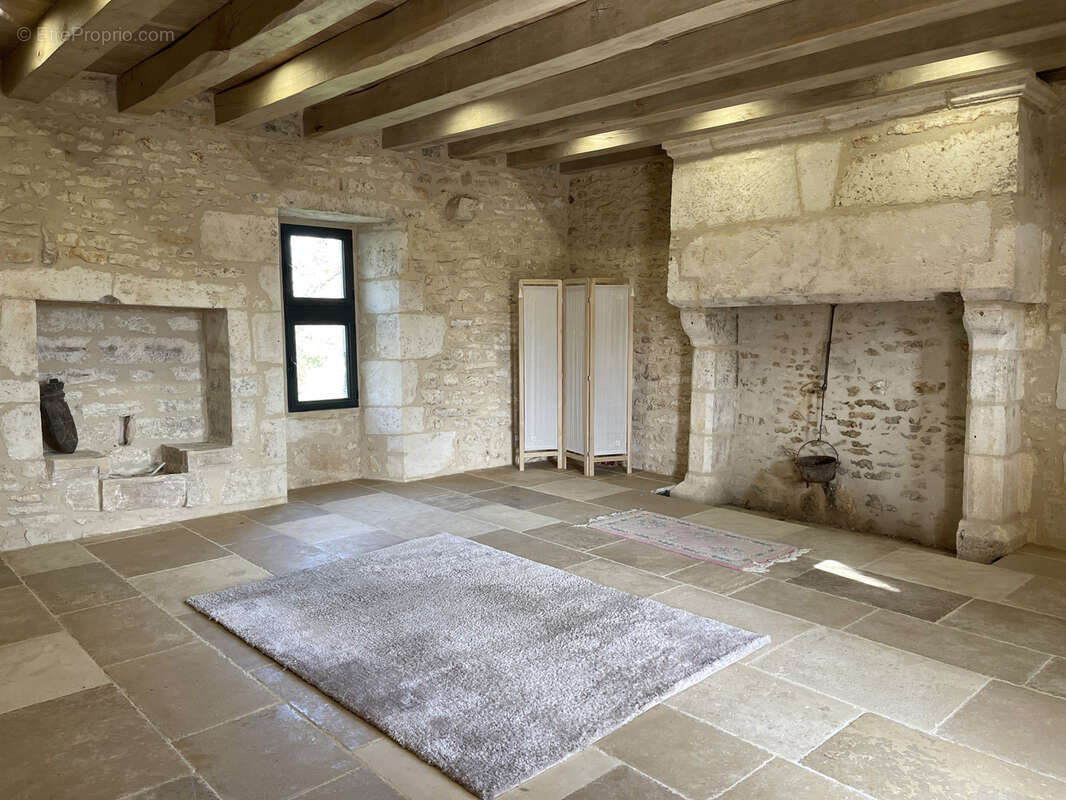 Maison à SARLIAC-SUR-L'ISLE
