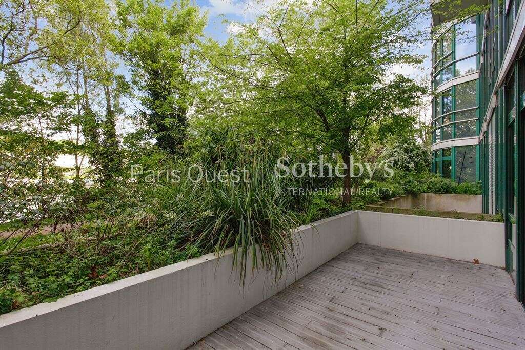 Appartement à LEVALLOIS-PERRET