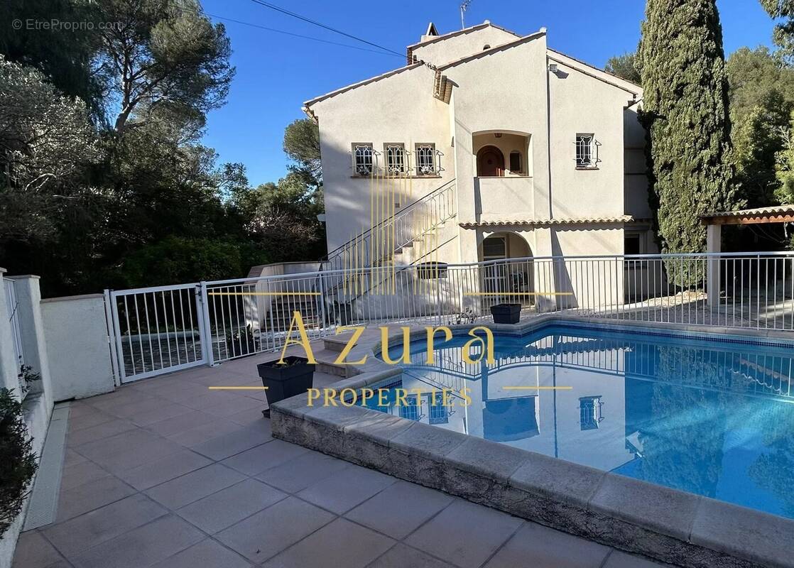 Appartement à SAINT-RAPHAEL