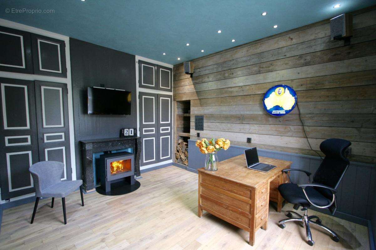 Maison à CHATEAUNEUF-LA-FORET