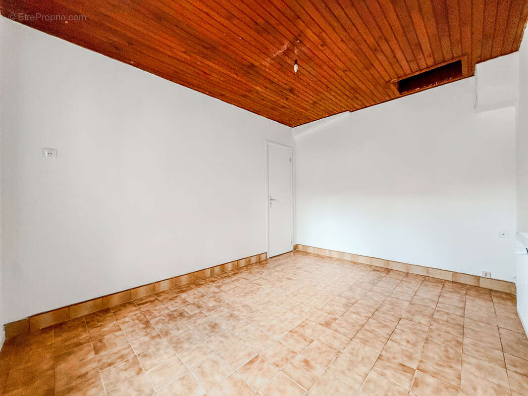 Maison à MEHARICOURT