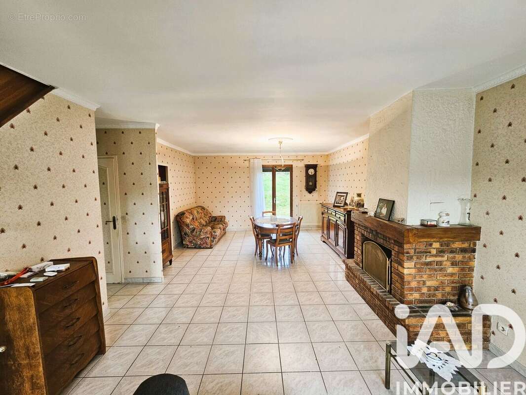 Photo 3 - Maison à ESSOMES-SUR-MARNE