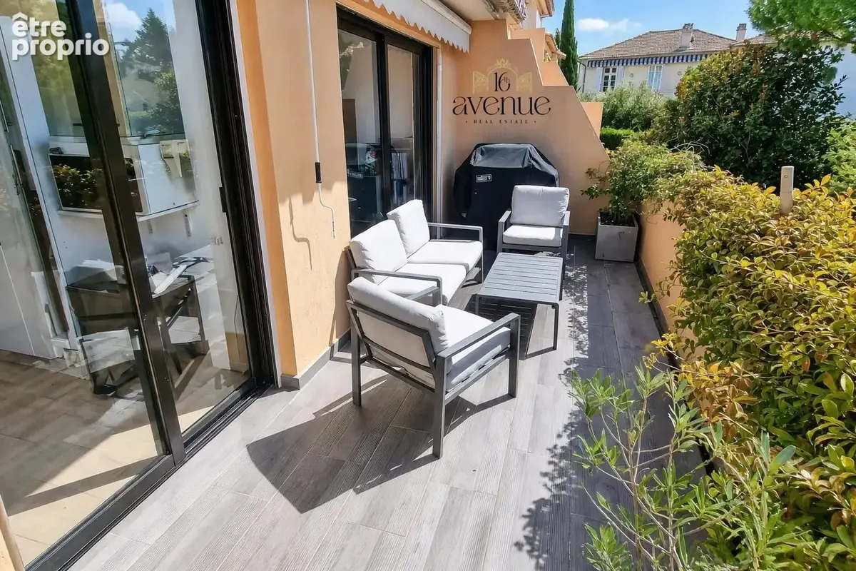 Appartement 4 pièces 109 m² à vendre à Cannes (06400) - photo 2