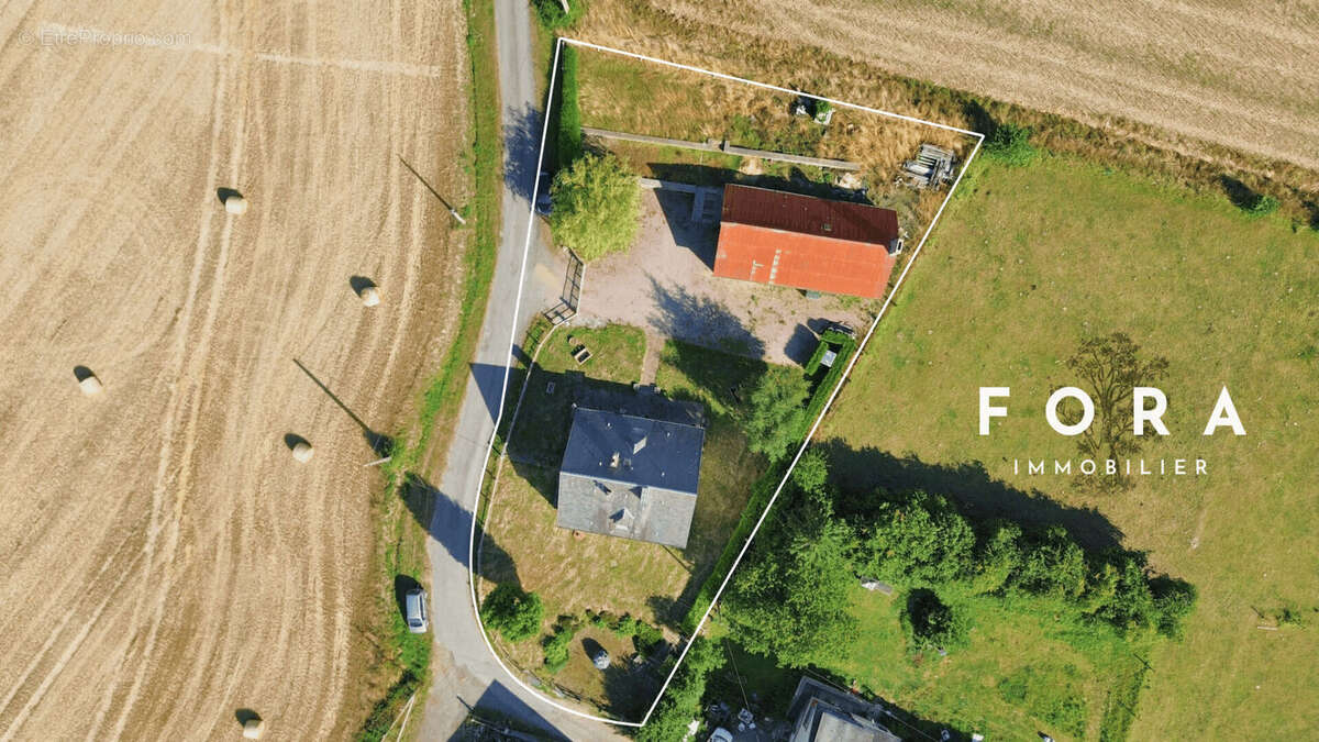 Maison à CONDE-SUR-NOIREAU