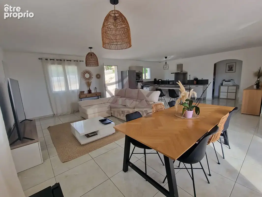 Maison individuelle de plain pied sur terrain de 1000 m² environ - photo 6