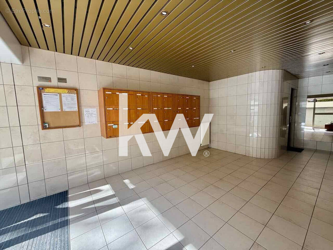 Appartement à SAINT-ETIENNE