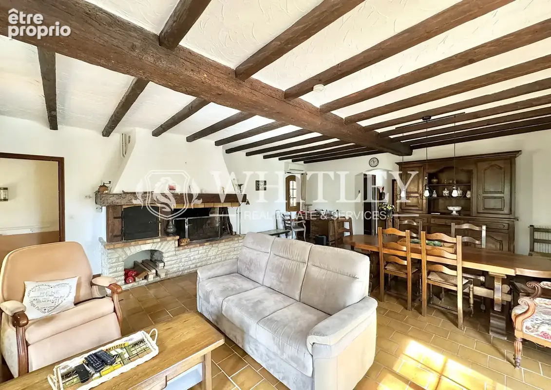 Villa rare à la vente avec grand terrain de plus de 5000 m2 et piscine - photo 7