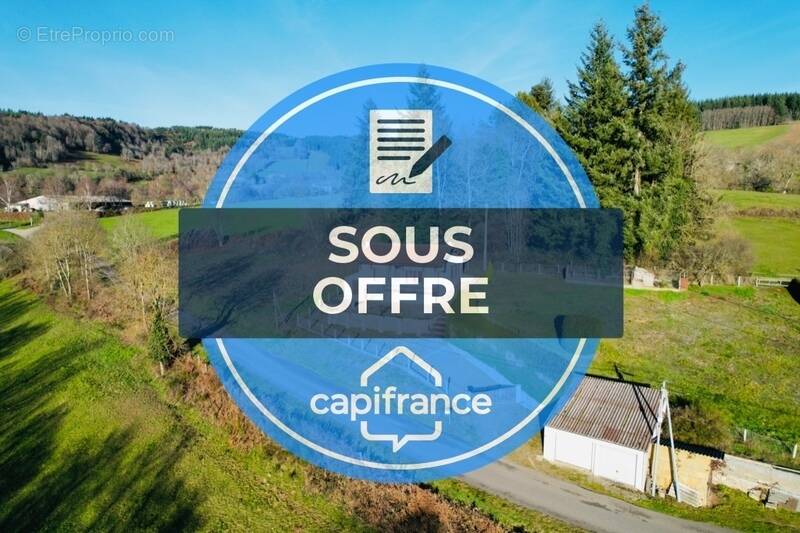 Maison à LA TUILIERE