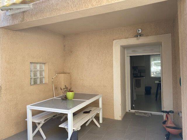 Maison à NEBIAN