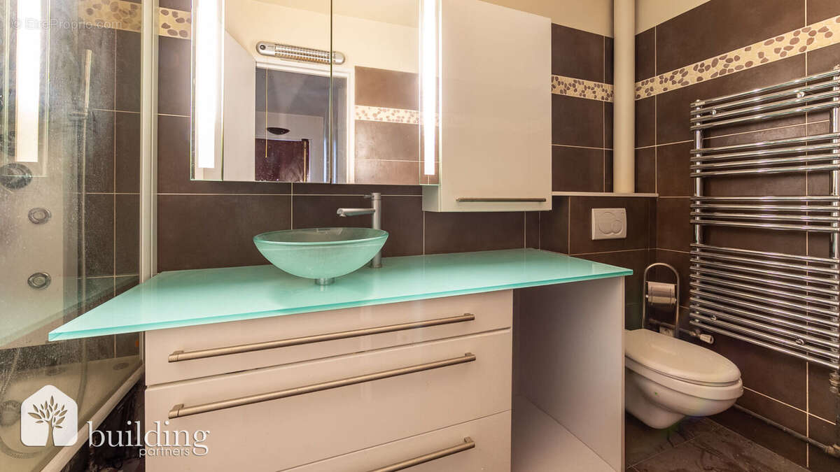 A vendre - Paris 15e Charles Michels - Grand studio de 38,35 m² avec vue sur jardin - photo 8