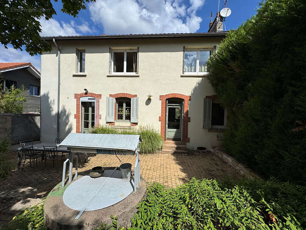 Maison à LE CREUSOT