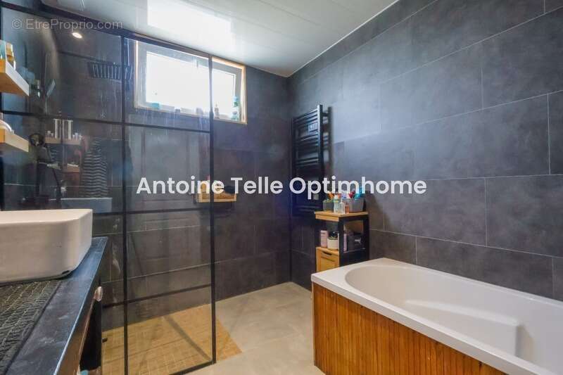 BEAURAIN 59730 - Longère individuelle modernisée sur 1240m² clos, arboré & vue sur campagne - photo 10