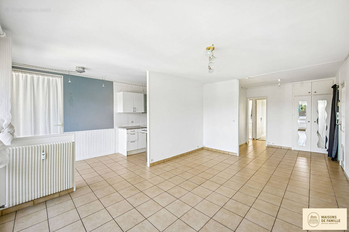 Appartement à COIGNIERES
