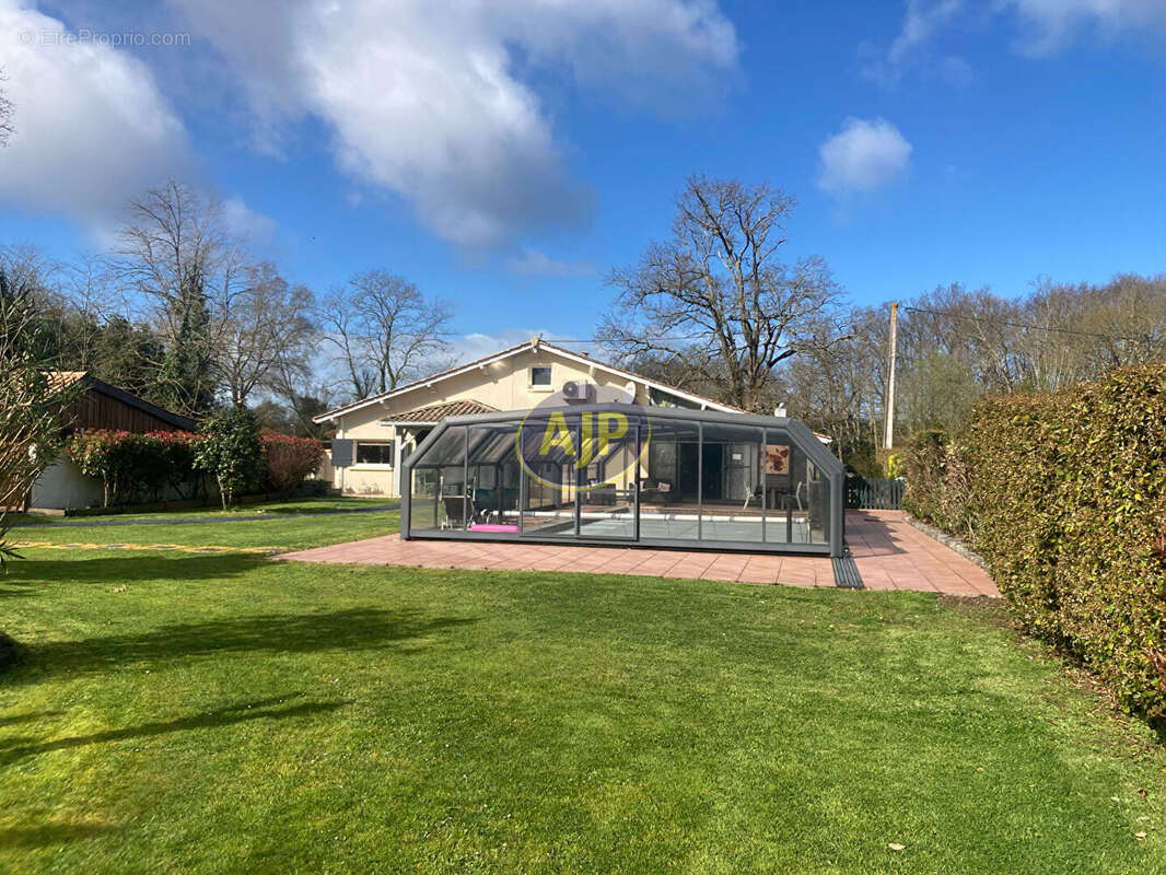 Maison à SAINT-VIVIEN-DE-MEDOC