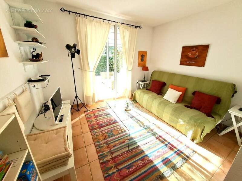 Maison à NANS-LES-PINS