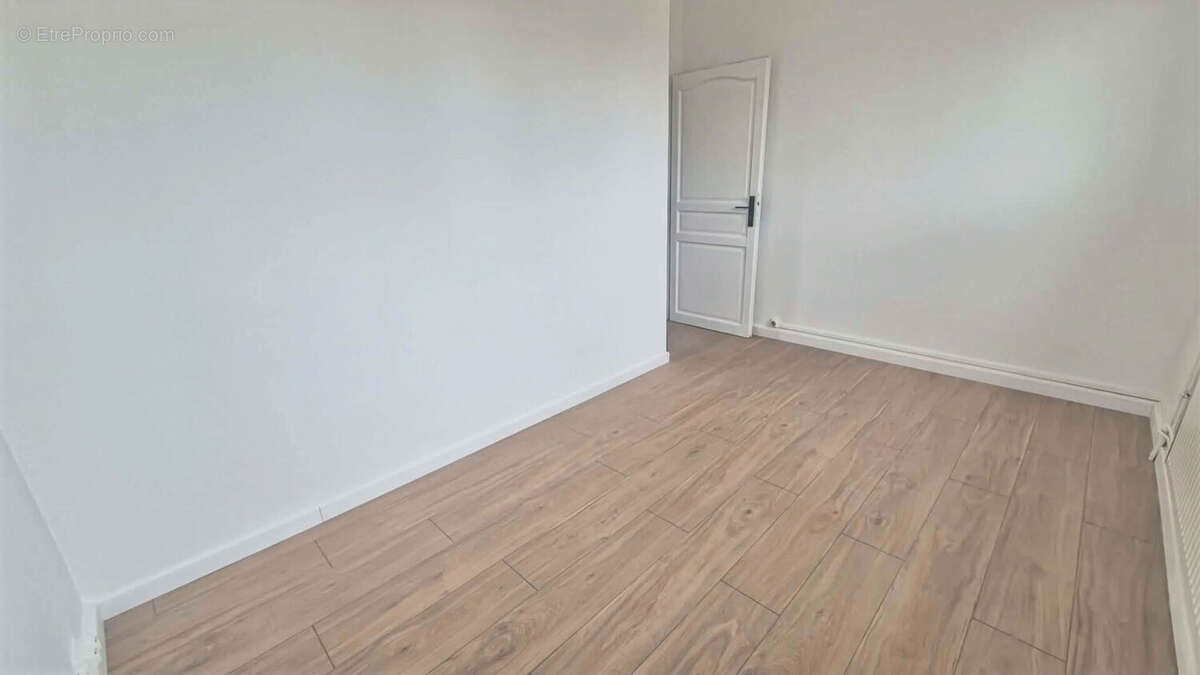 Maison à NOMEXY