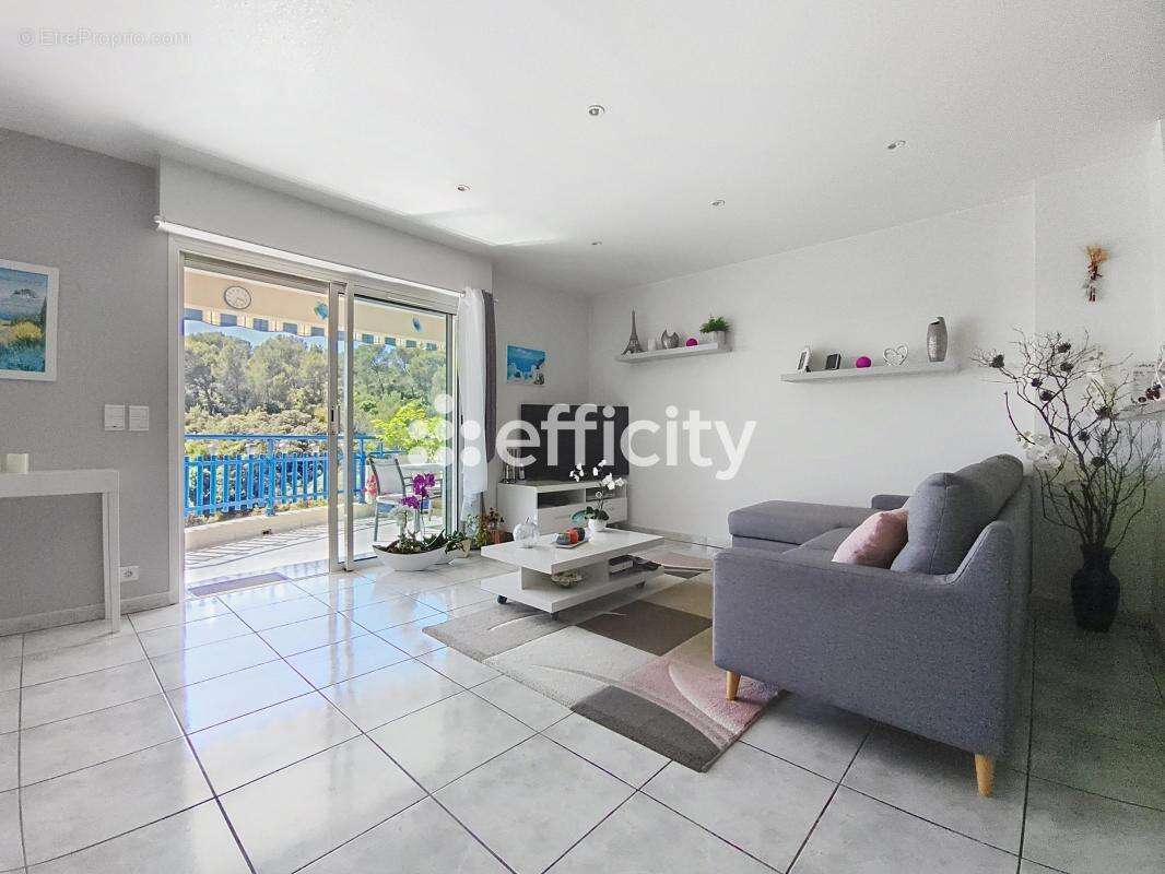 Appartement à SAINT-RAPHAEL