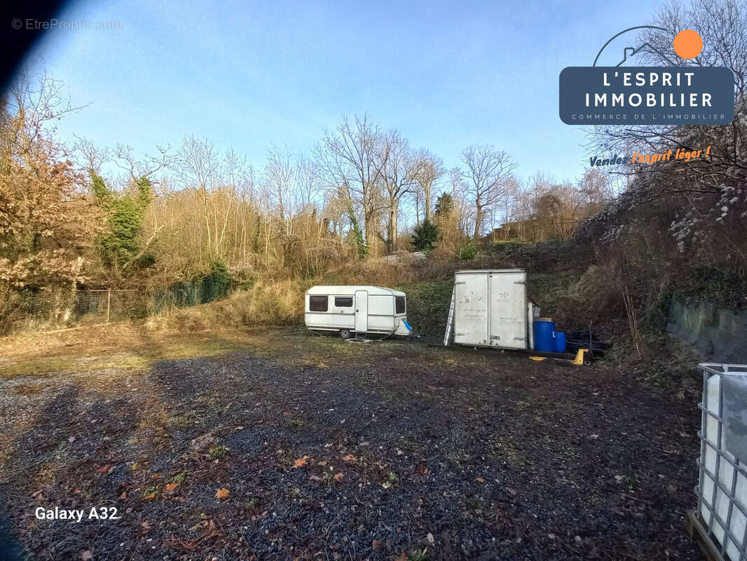 Terrain à SAINT-JULIEN-LES-METZ