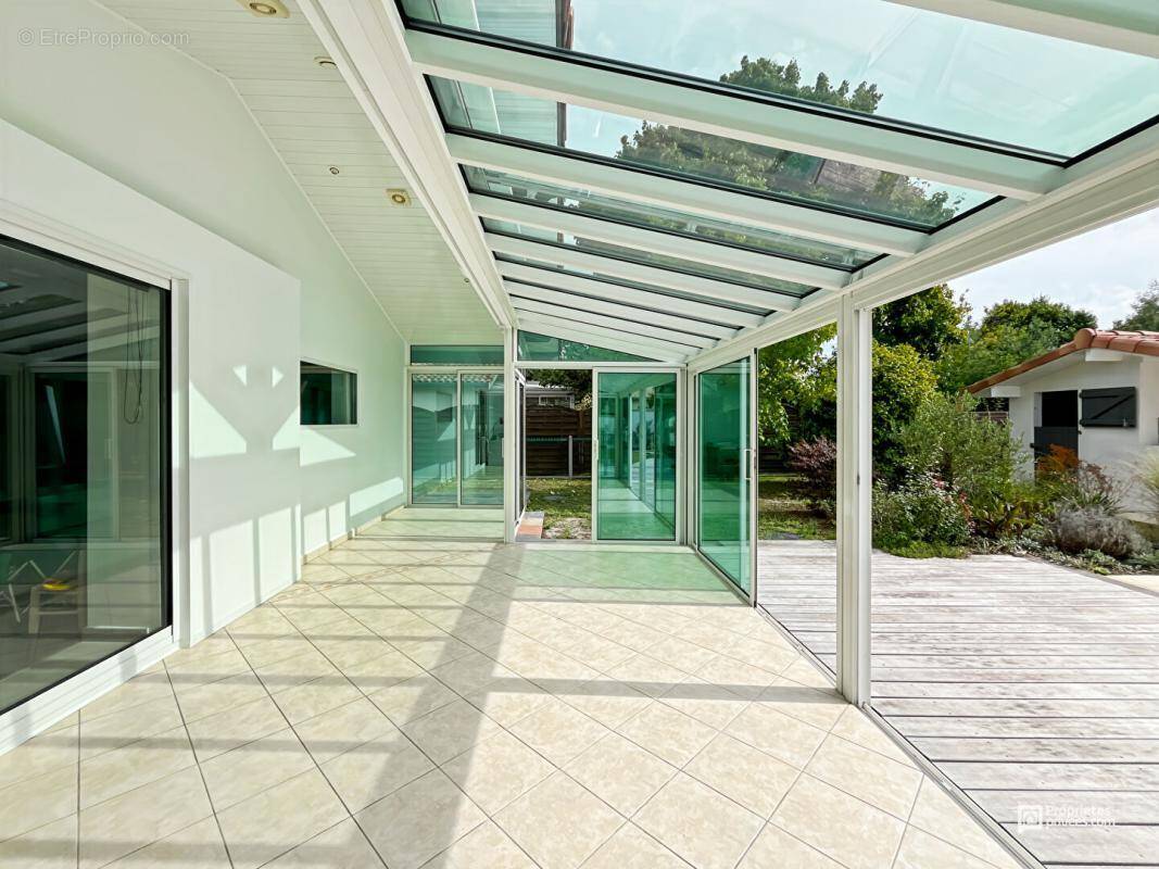 Maison à SAINT-MEDARD-EN-JALLES