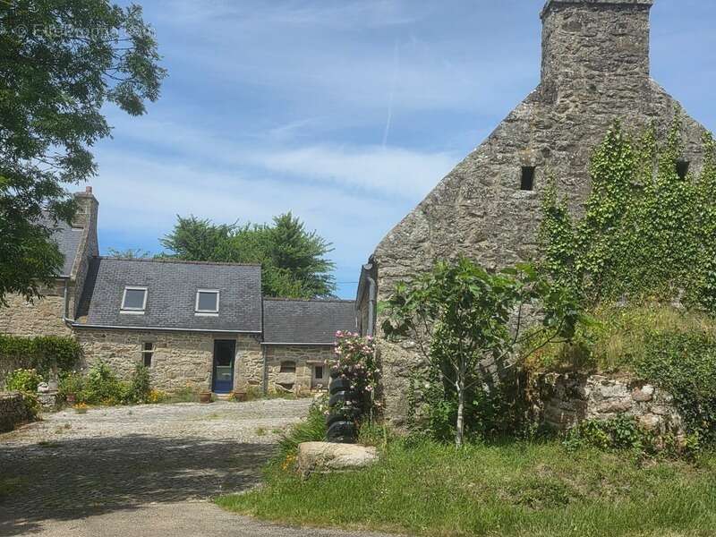 Maison à ESQUIBIEN