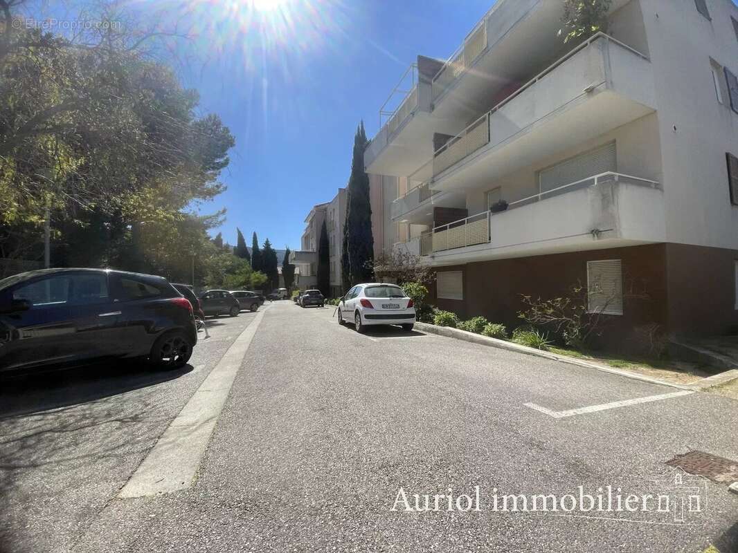 Appartement à MARSEILLE-9E