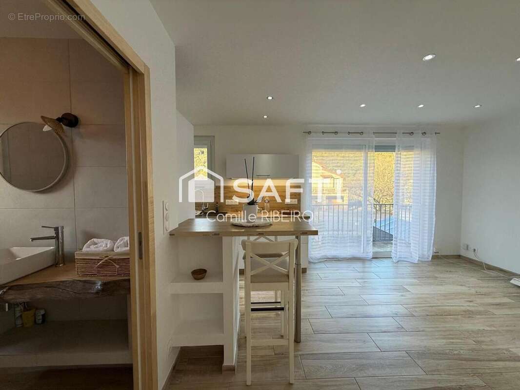 Photo 5 - Maison à REYNES