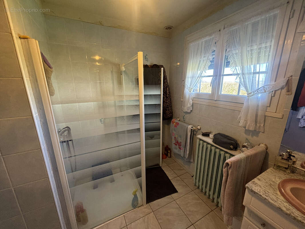 Maison à SAINT-MAIXME-HAUTERIVE