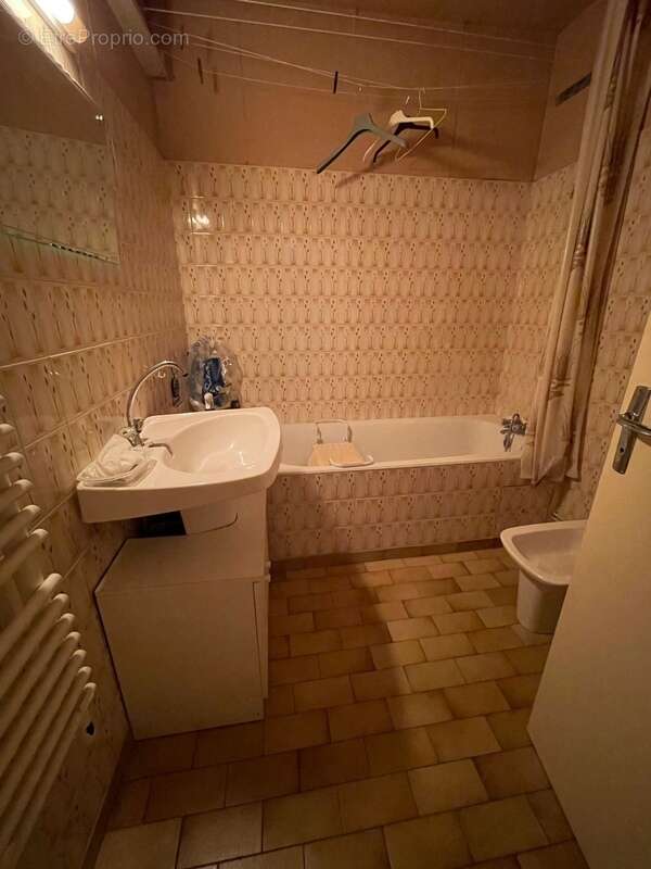 Maison à DECAZEVILLE