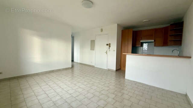 Appartement à PEYROLLES-EN-PROVENCE