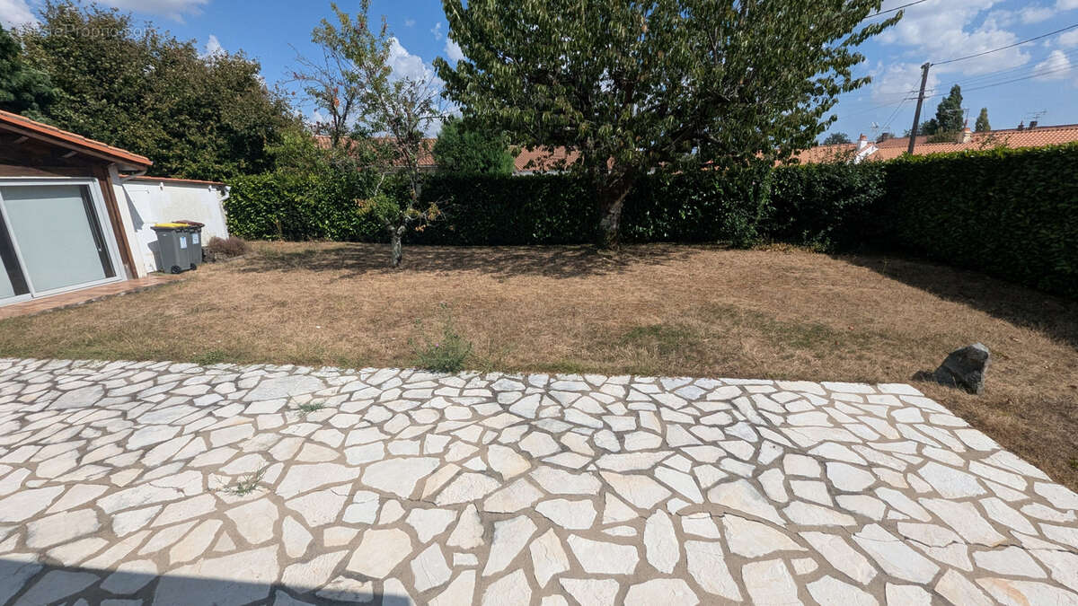 Magné plain pied 2 ch garage preau - photo 10