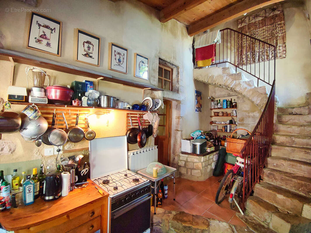 Maison à ROCHEGUDE