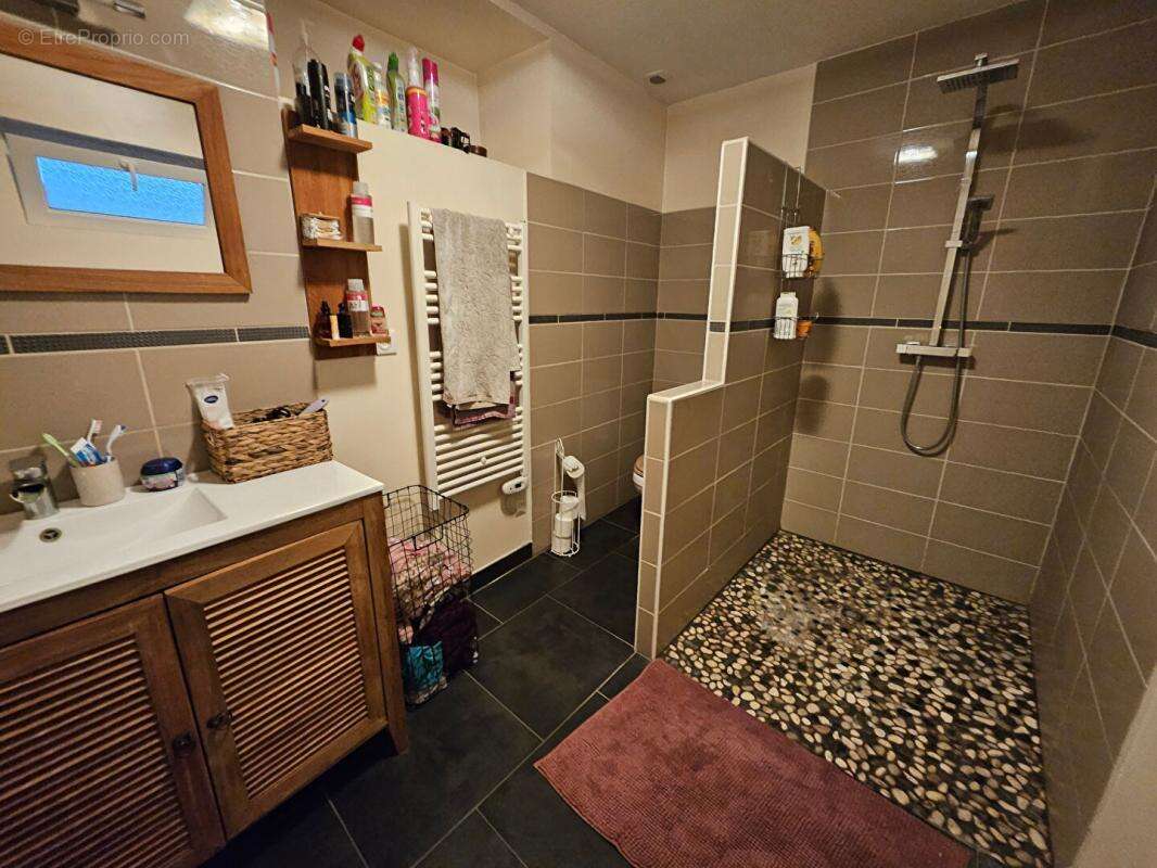 Maison à MIREBEAU-SUR-BEZE