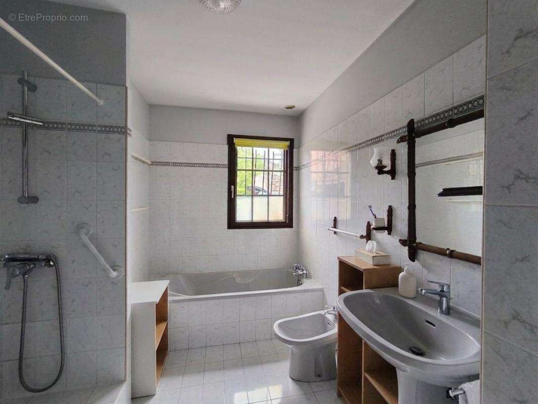 Maison À Vendre - photo 4