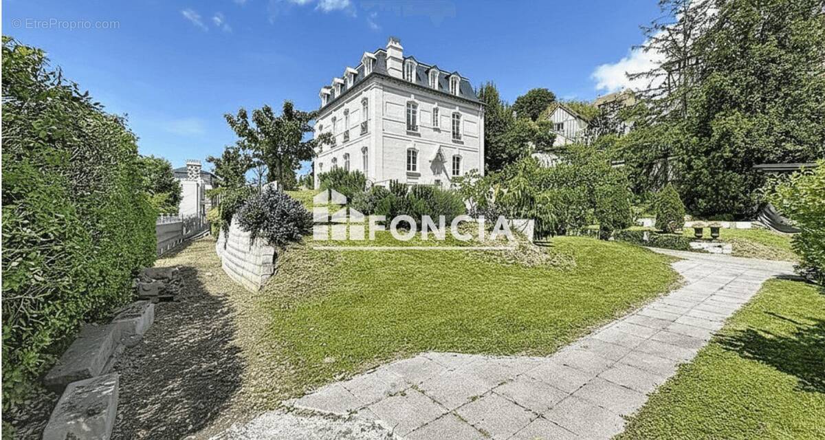 Maison à TROUVILLE-SUR-MER