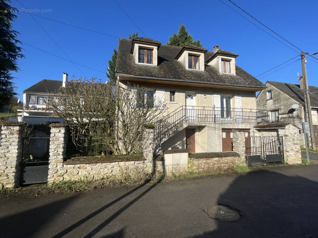 Appartement à VILLIERS-SUR-MORIN