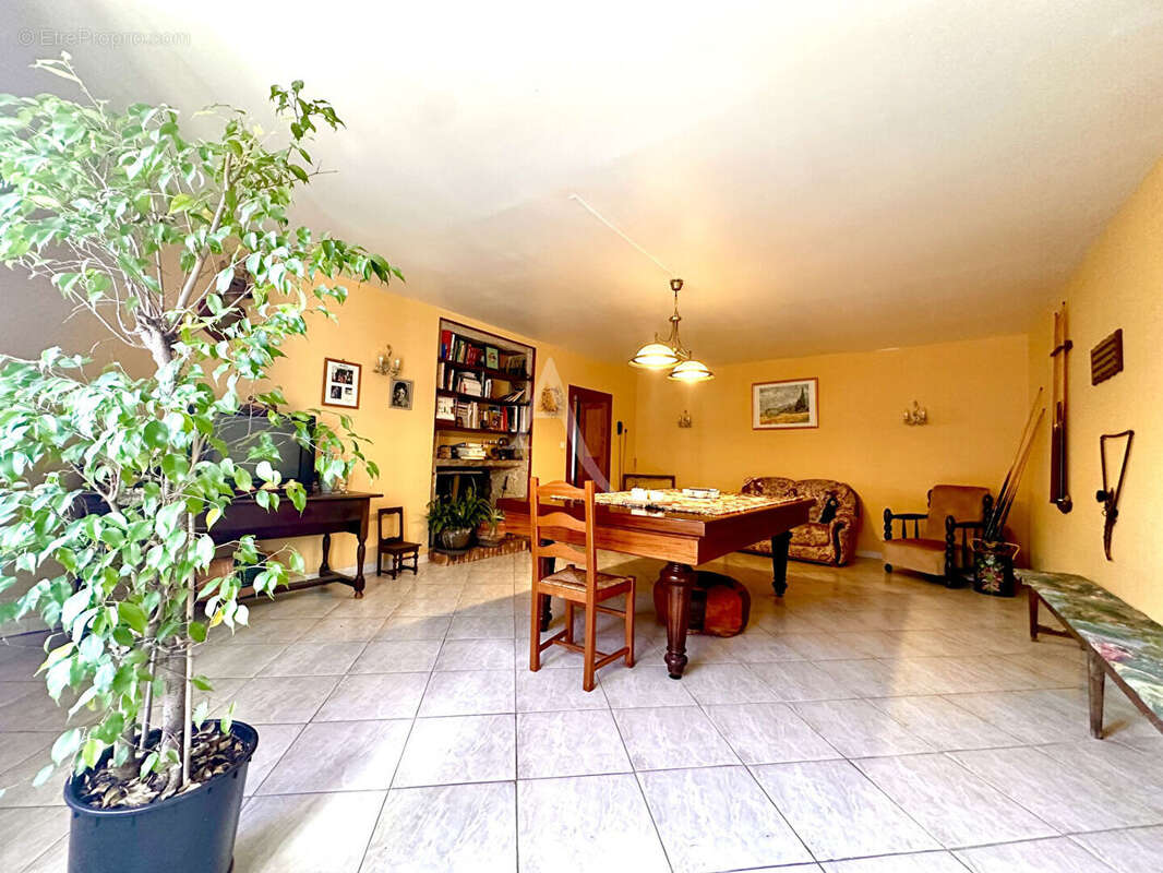 Maison à CROISMARE