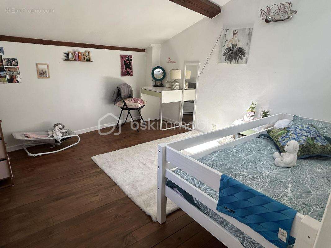 Maison à BAGNOLS-SUR-CEZE