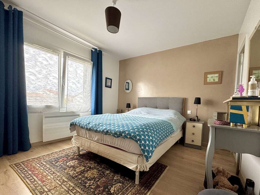 Chambre 1 - Maison à LES SABLES-D'OLONNE