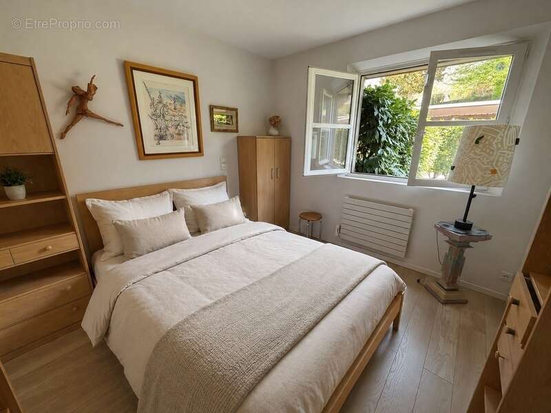 Appartement à VAULNAVEYS-LE-HAUT