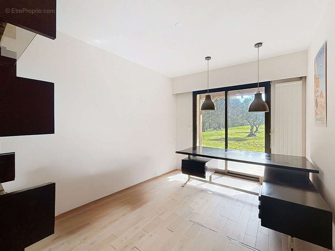 Maison à MONDONVILLE