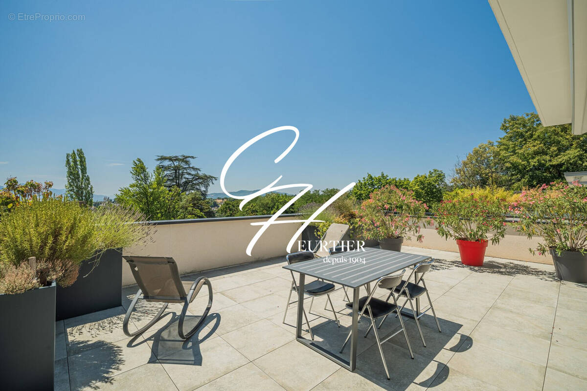 Appartement 74 m² à Voiron  - photo 3