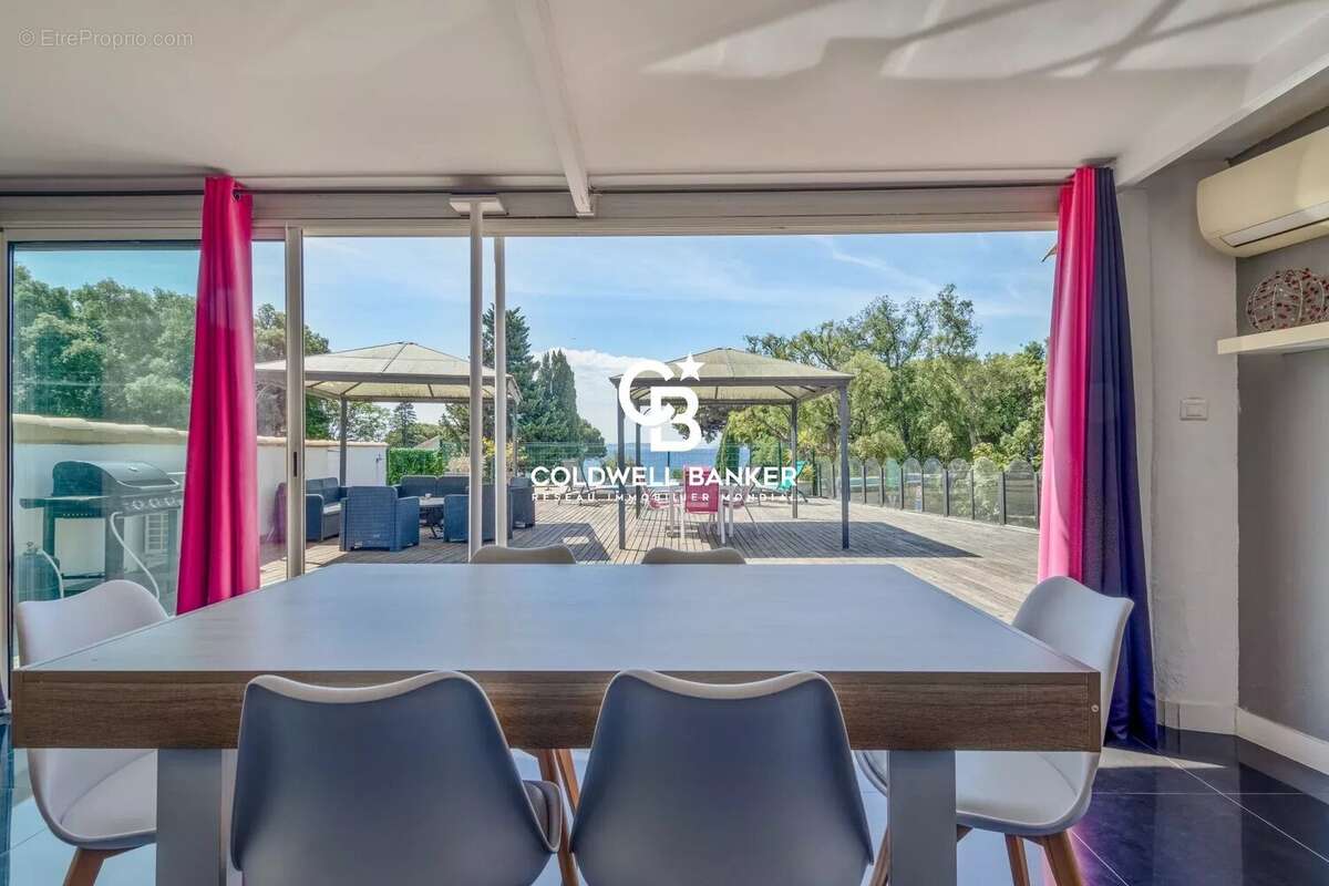 Appartement à LE LAVANDOU