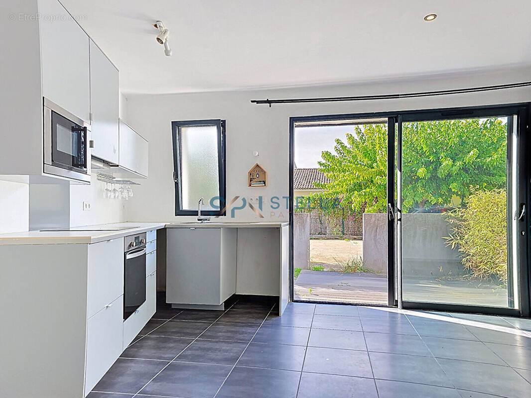 Appartement à CAURO